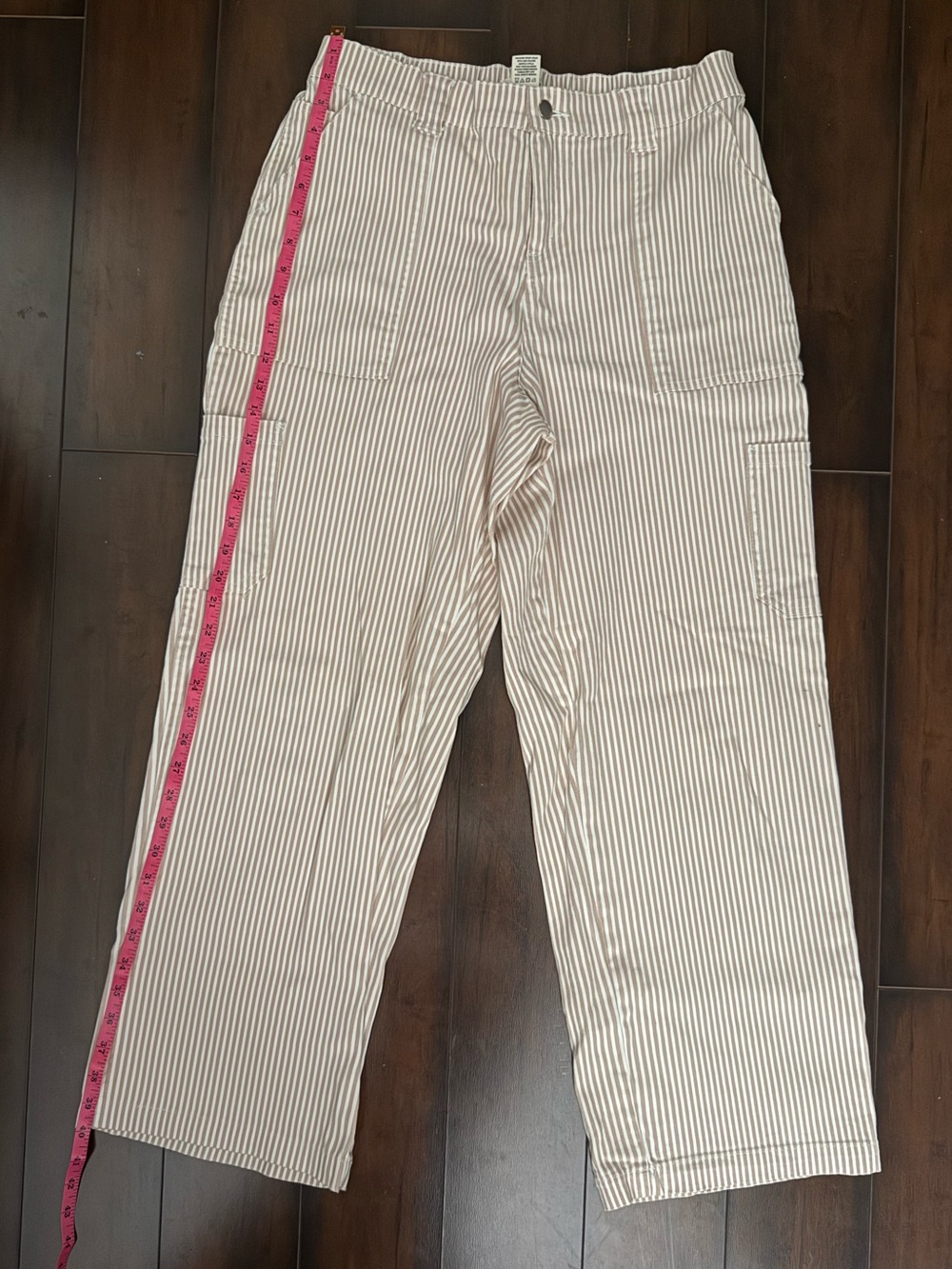 Striped Cargo Pants in Beige/White